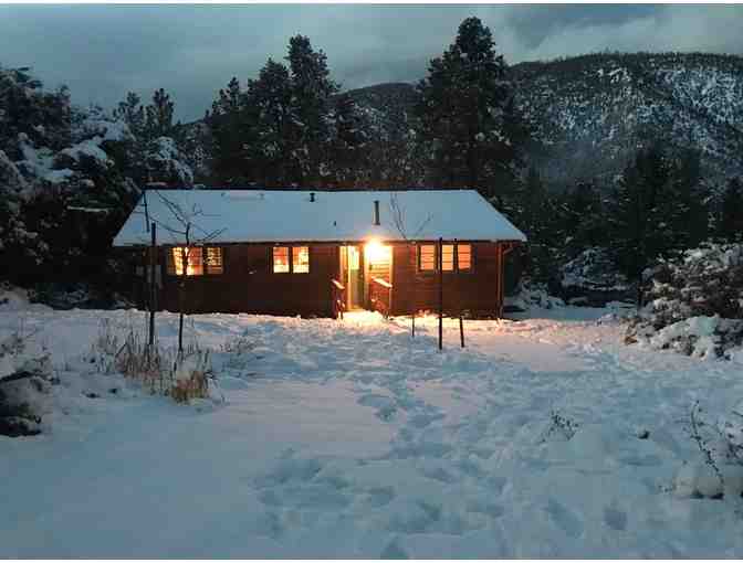 2 nights in a cozy Mountain Cabin - 90 mins from LA: $250 value
