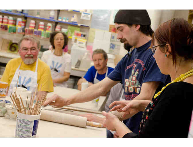 Lillstreet Art Center - $100 gift card