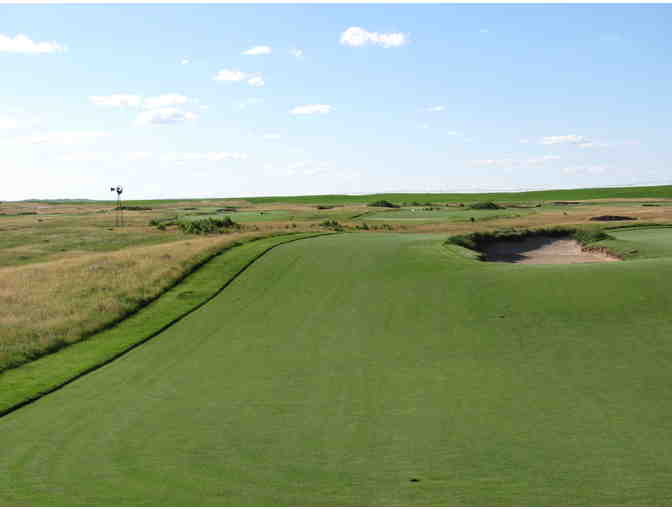 Wild Horse Golf Course - One foursome with carts