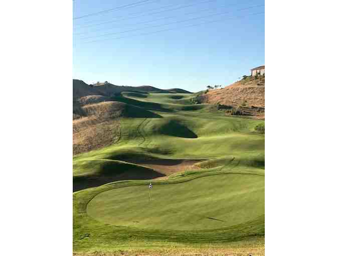 Bay Club @ Boulder Ridge - a foursome with carts