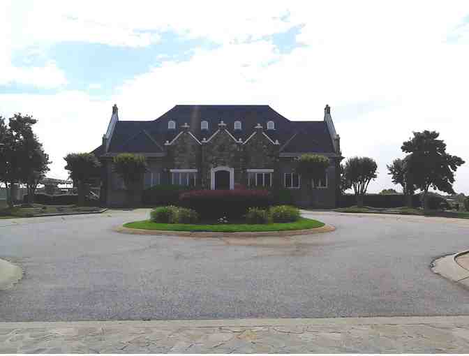 Links O'Tryon - Golf for four with range balls