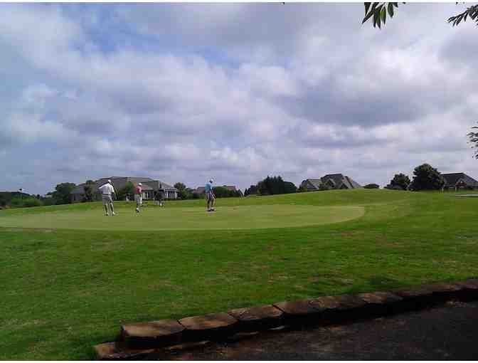 Links O'Tryon - One foursome with range balls