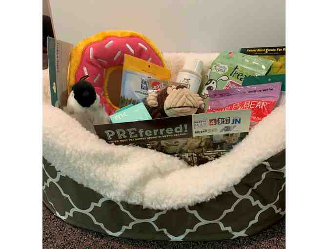 Premier Pet Supply Doggie Basket