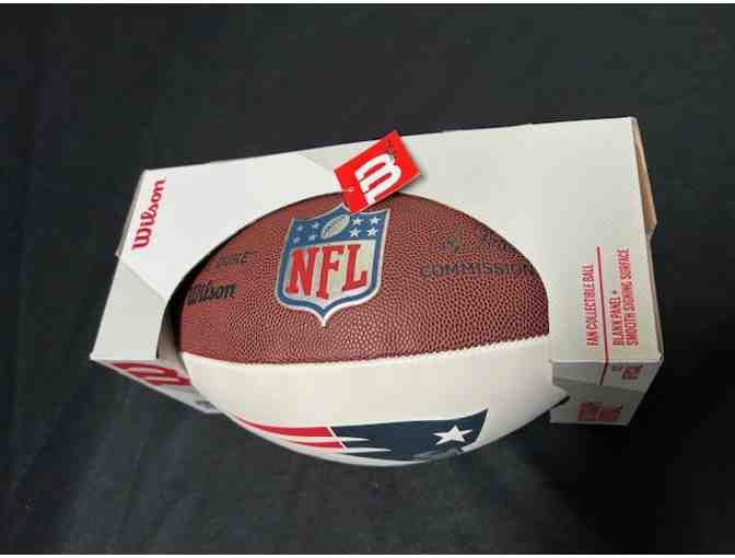 Football - Autographed New England Patriots - (Rare, David Andrews)