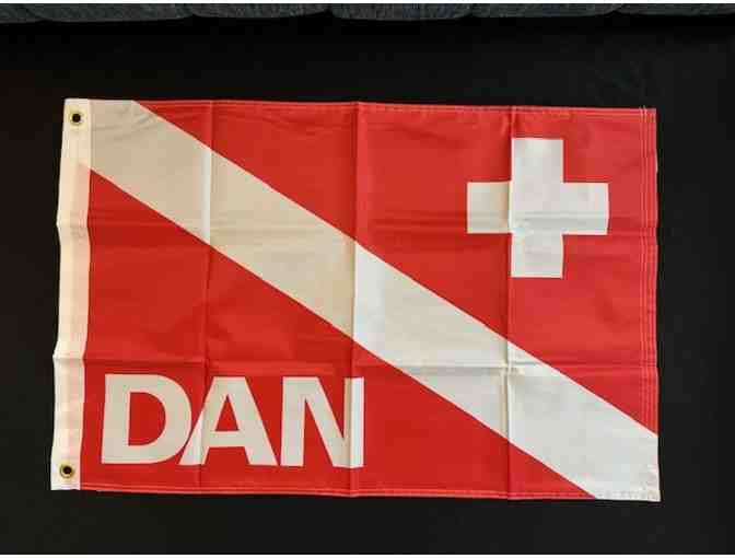 DIVE FLAG: Safety (DAN Scuba, Nylon) - Large 36'x 23' Waterproof