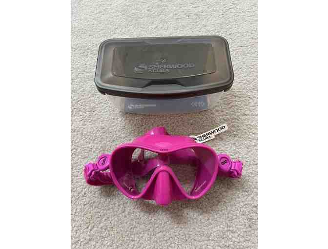 DIVE MASK: Sherwood 'CETO' (Magenta Color, New)