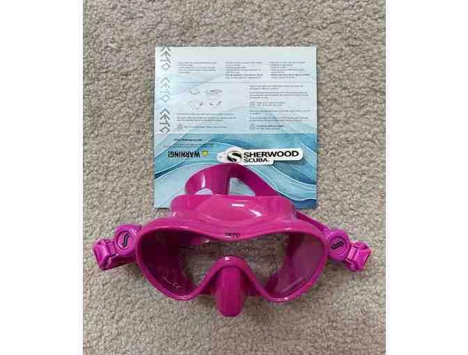 DIVE MASK: Sherwood 'CETO' (Magenta Color, New)