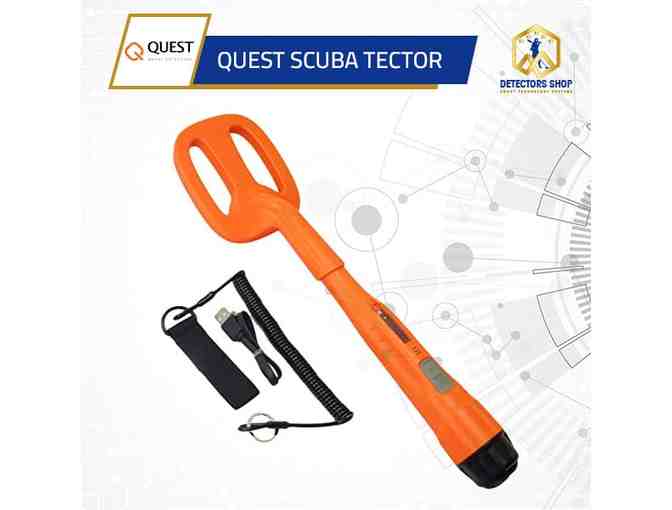 SCUBA: Underwater METAL DETECTOR (New, Quest Scuba Tector)