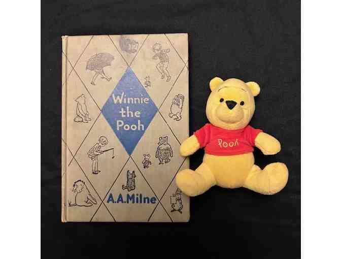 BOOK: 1943, VINTAGE "Winnie the Pooh" (Date Inscribed) - Photo 1