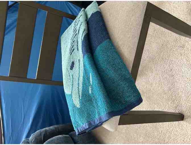 TOWEL Dolphin (Reversible, Oversized, 72 x 36)