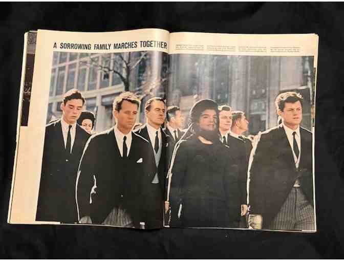 1 Kennedy (Original 1963) - JFK/Life Magazine - Funeral
