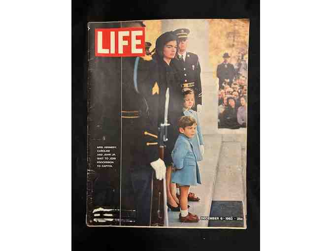 1960's: JFK Original, LIFE MAGAZINE (Complete Issue) - Photo 1