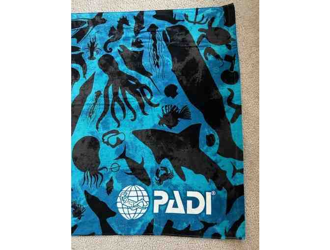 PADI Towel - Limited Edition (OCEAN, "Leus", Oversized) - Photo 1