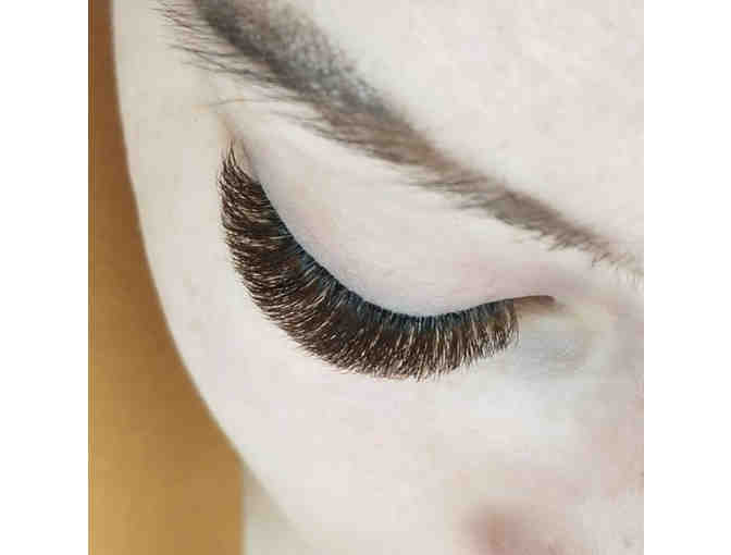 $100 Gift Certificate to Zoe Lash Pro (Oahu)