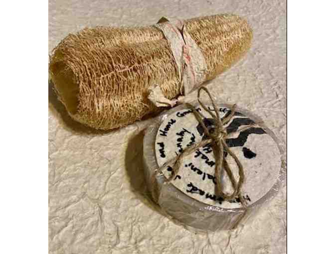 No Kapa Left Behind Gift Bag by Kapa Hawaii