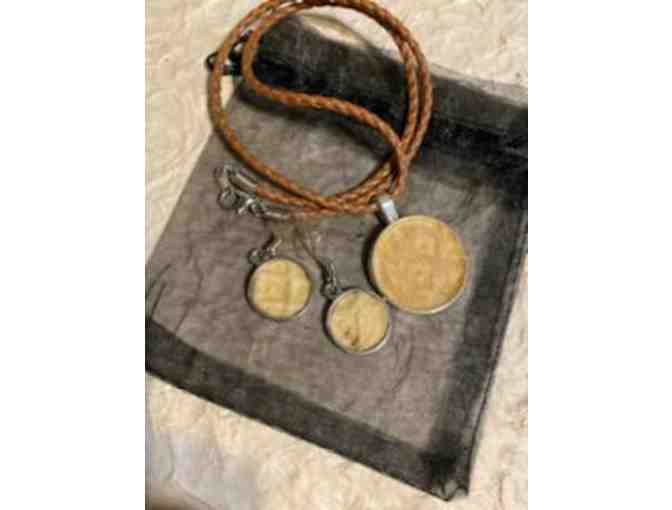 No Kapa Left Behind Gift Bag by Kapa Hawaii