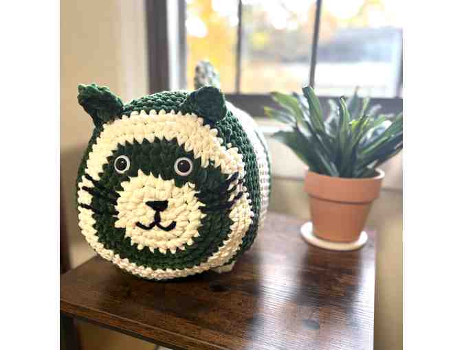 Handmade Crocheted Stuffed Loaf Cat: "Hamdy" - Photo 2