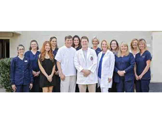 Iroquois Family Dentistry Customized Bleach Trays & Whitening Gel