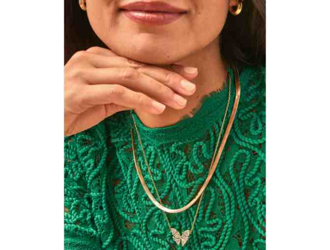 Kendra Scott Kassie Gold Chain Necklace and Grayson Gold Stretch Bracelet