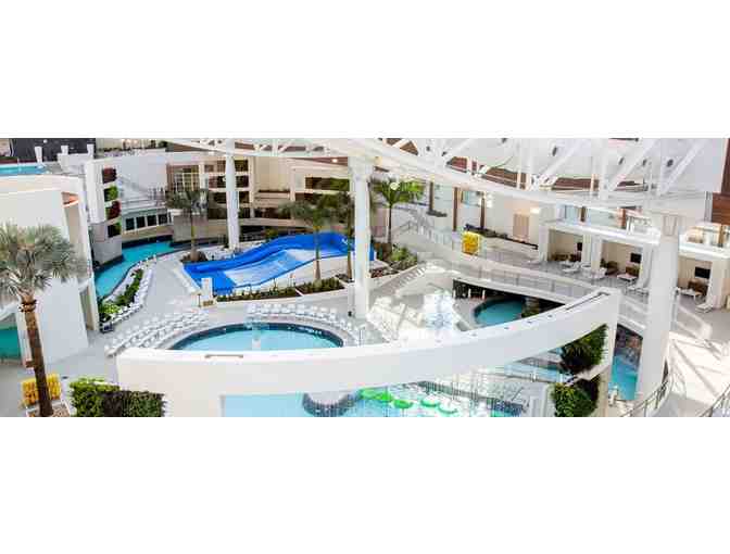 Gaylord Opryland Resort + SoundWaves Package