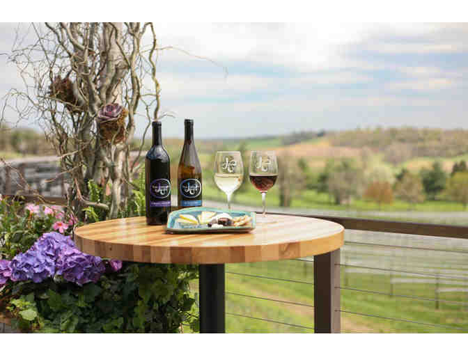 Wine Tasting Flights by Grandview Vineyard