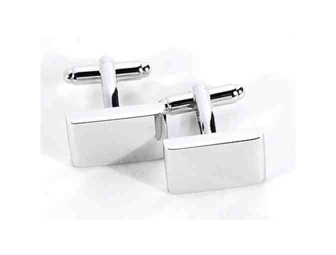 Rhodium plated cufflinks with rectangular design.