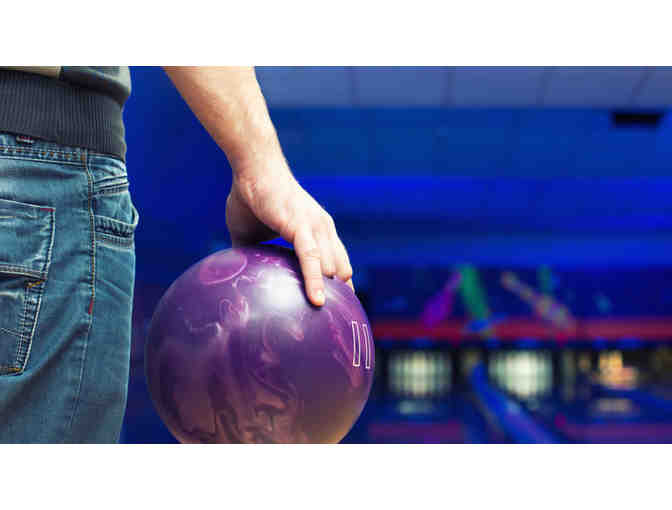 Atomic Bowl's  Birthday Party Package for 10