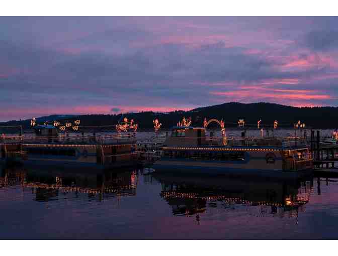 Coeur d'Alene Holiday Light Show Cruise and Stay on the Lake