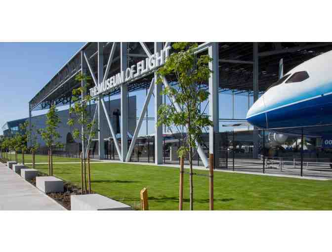 4 Passes to The Museum of Flight