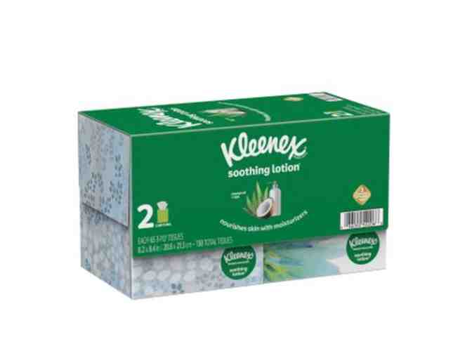 52206-01: KLEENEX LOTION FACIAL TISSUE UPRIGHT, 8 Bundles per Case