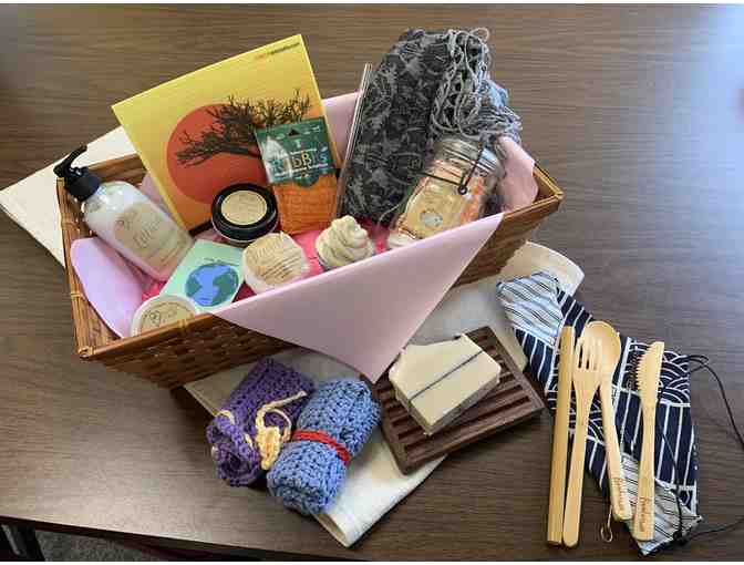 Clean Living gift basket from Tip Toe Eco