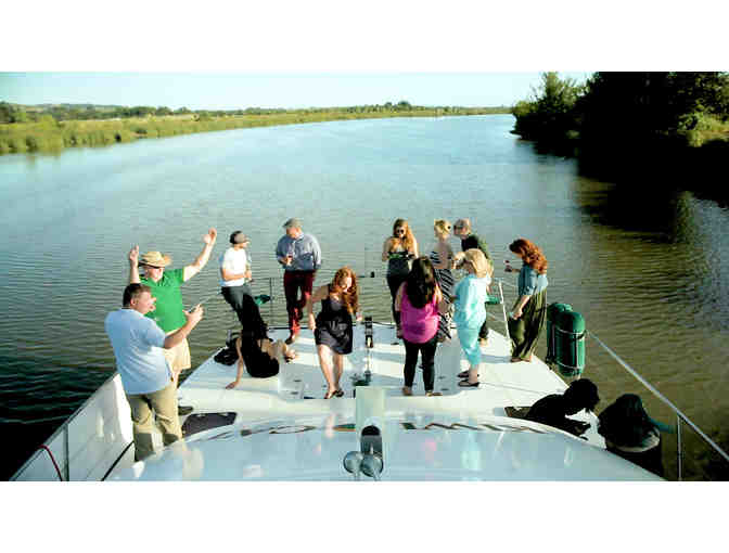 Three Hour Cruise for 8 with Dinner & Wine, Napa Valley Wine Yacht, Napa