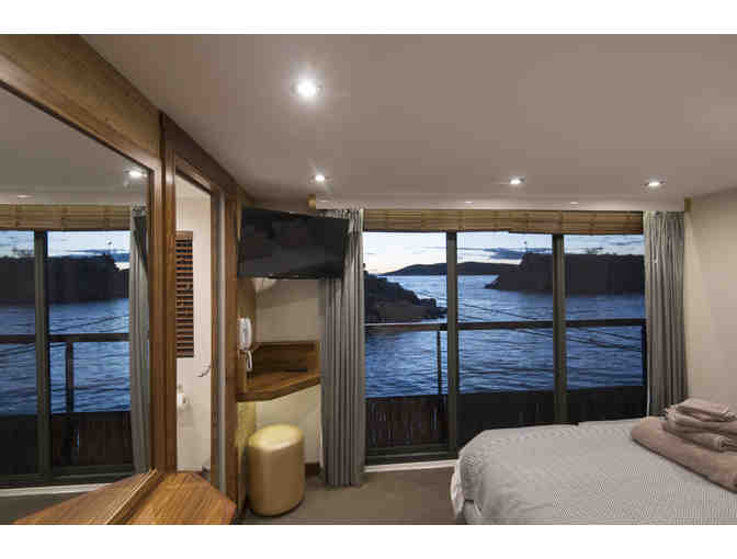 9 Day Southern Africa Land-and-Cruise Safari for 2, CroisiEurope Cruises