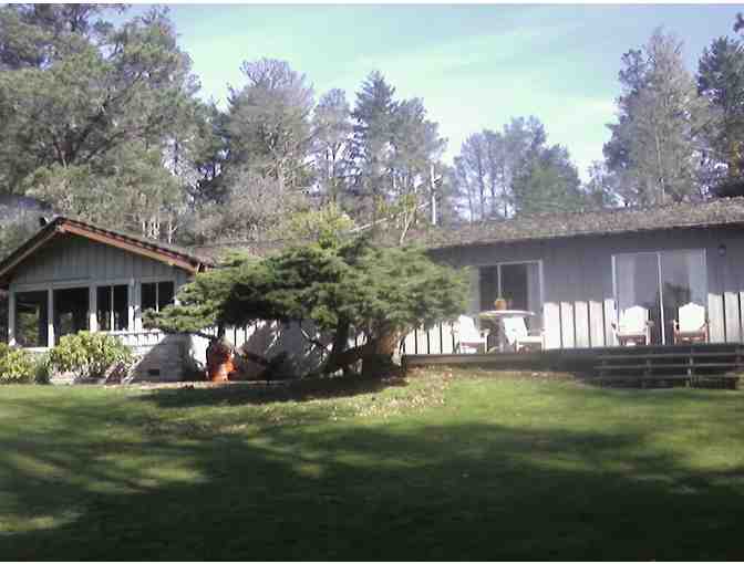 Two nights, Andiron Seaside Inn and Cabins