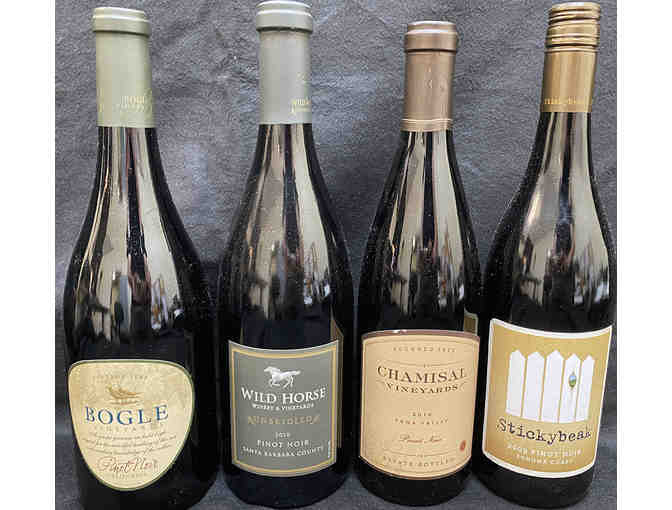 12 Premium Pinot Noirs