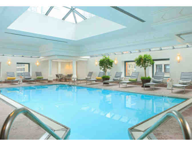 RENAISSANCE CHIGAGO DOWNTOWN HOTEL - TWO NIGHT STAY WITH BREAKFAST FOR TWO