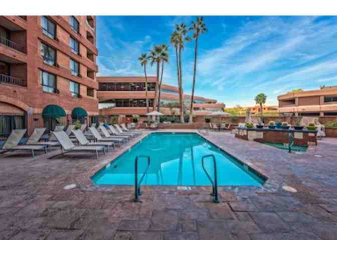 SCOTTSDALE MARRIOTT SUITES OLD TOWN - TWO NIGHT WEEKEND STAY WITH BREAKFAST FOR TWO