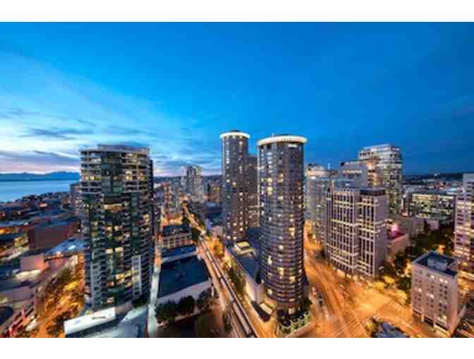 THE WESTIN SEATTLE - TWO NIGHT STAY IN A DELUXE ROOM AND DINNER FOR TWO