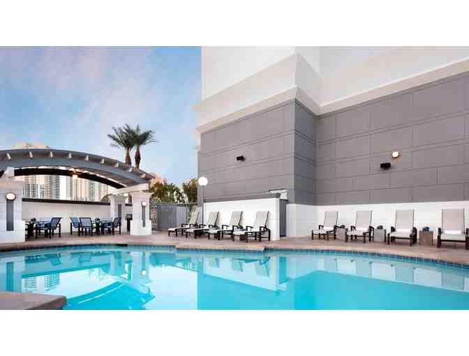 Las Vegas Marriott - Two Night Stay with Breakfast for Two, Parking, and Wifi