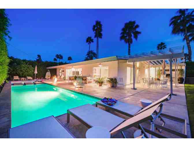 Palm Springs Vacation Home - THREE Nights Stay