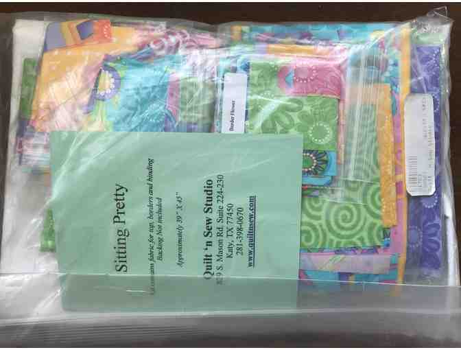 Sitting Pretty sewing kit