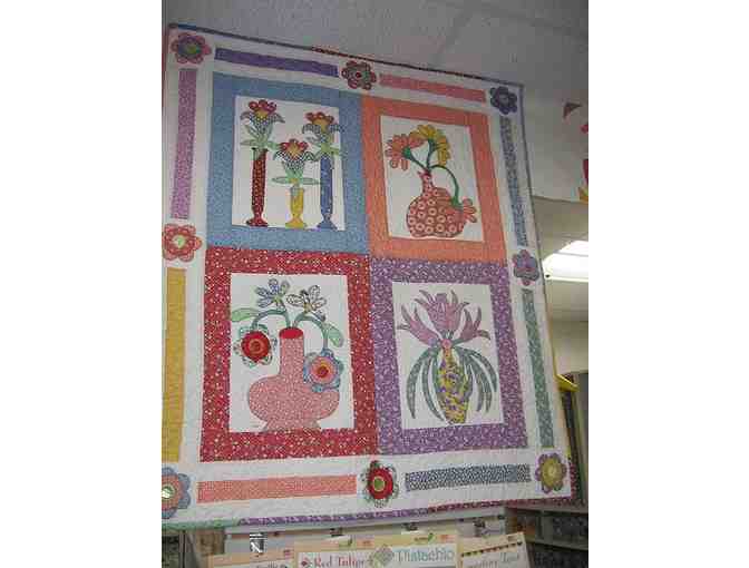 Sitting Pretty sewing kit