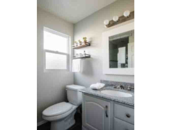 Two Night Airbnb Stay in Culver City