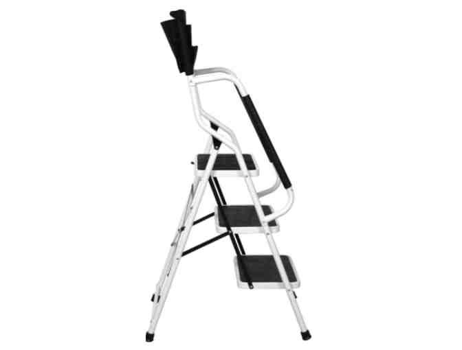 Folding 3-Step Ladder
