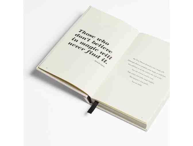 The Five Minute Journal: A Happier You in 5 Minutes a Day