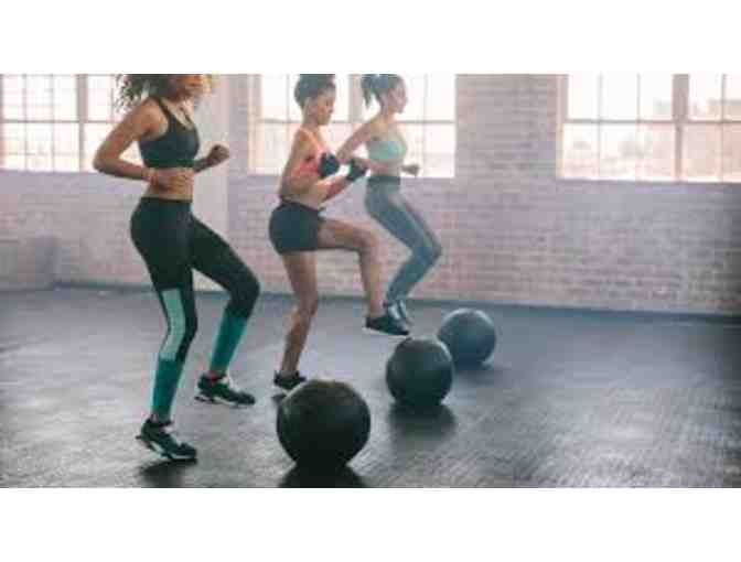 Sessions Personal Training - One month of a Gold membership