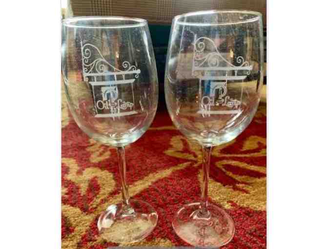 Pick Your Show at Oil Lamp Theater