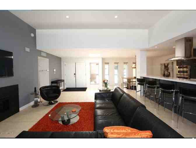 Live Auction #7: Scottsdale Dreaming- Stunning Vacation Home