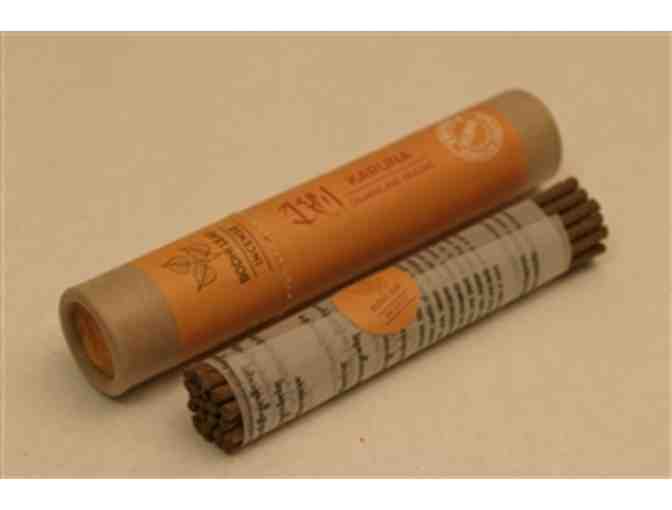 Namse Bangdzo Bookstore: 'Karuna' and 'Pang Poe' Six-Bundle Bodhi Leaf Incense Collection