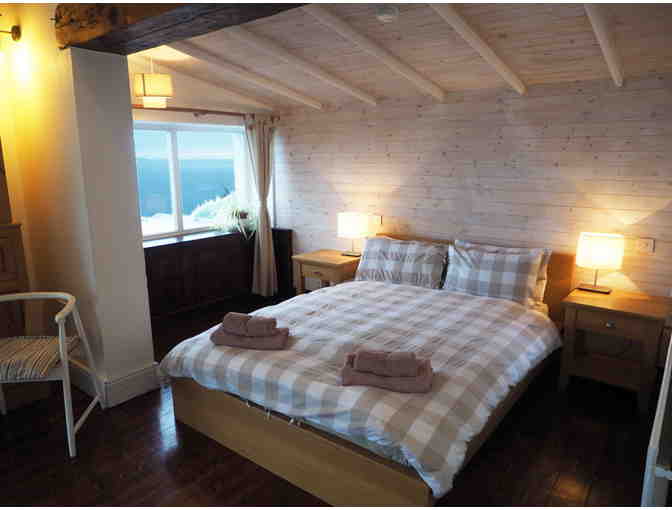 Dzogchen Beara, Southwest Ireland: Four-Night Stay in Cliff-Top Ocean View Cottage